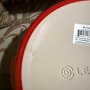 Le Creuset Round Dish in flame Orange NWT